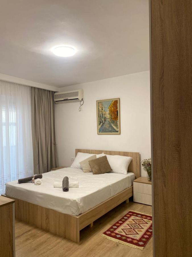 Central Welcoming Apartment In Tirana Exteriör bild